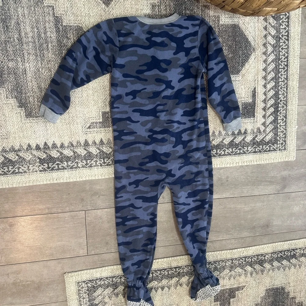 Carter's 5T Boy Camo Fleece Zip Footie Pajamas Navy Camouflage with Dog Design